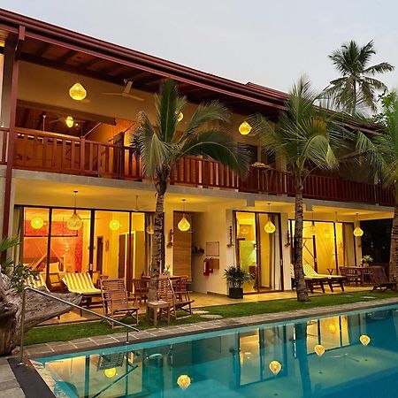 Sri Palms Bed & Breakfast Kosgoda Exterior photo