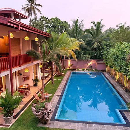 Sri Palms Bed & Breakfast Kosgoda Exterior photo