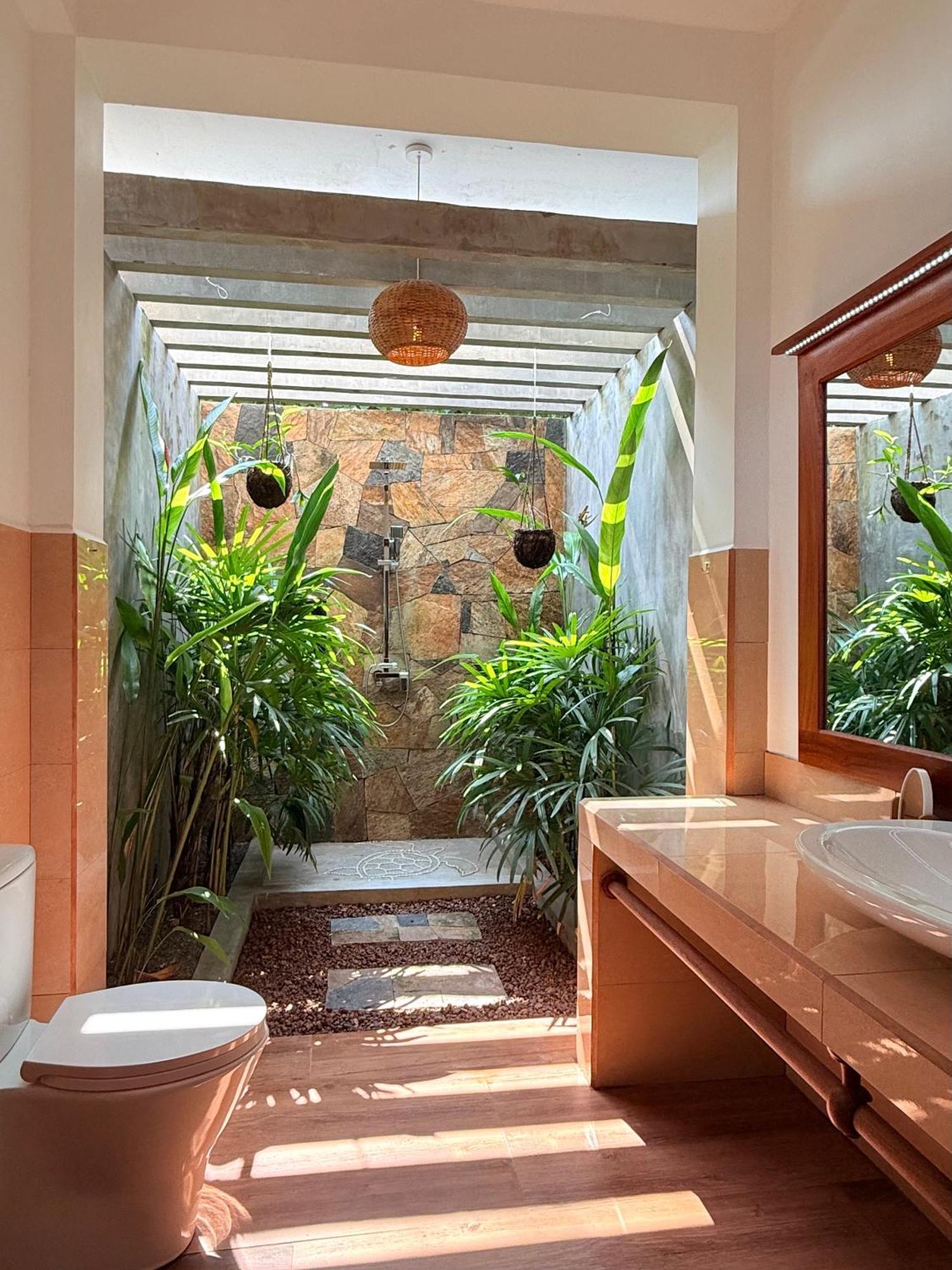 Sri Palms Bed & Breakfast Kosgoda Exterior photo